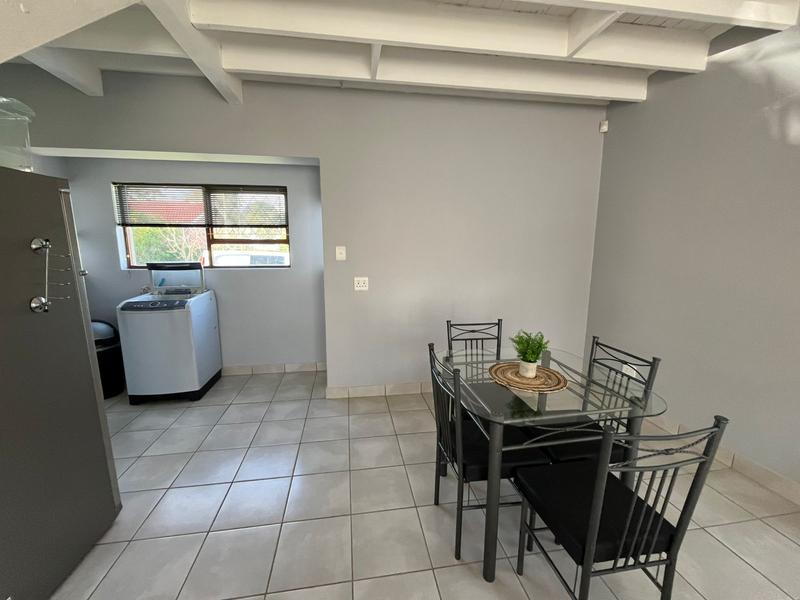 To Let 4 Bedroom Property for Rent in Kingswood Eastern Cape